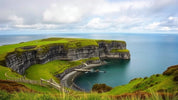 Explore Ireland's Top 10 Must-Visit Destinations: A Guide to the Emerald Isle’s Unforgettable Beauty 🌍