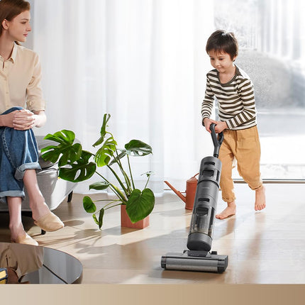 Dreame H12 Core Water & Dust Vacuum Cleaner, Lightweight, Smart, Cordless Vacuum Cleaner for Hard Floors, Intelligent Dirt Detection, Self-Cleaning, Wood, Vinyl and Other Hard Floors