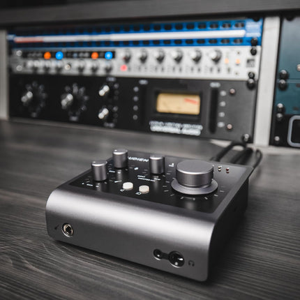 Audient iD4 (MKII) 2in/2out High-Performance USB 3.0 Audio Interface with Audient Console Mic Preamp, Dual Headphone Outputs, DI Instrument Input, ScrollControl Feature - Unboxify