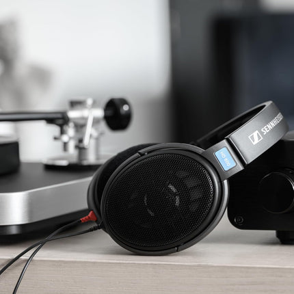 Sennheiser HD 600 - Hi-Res Audiophile Open Back Wired Headphone - Pioneered with Controlled Airflow & Optimised Transducer, Wide Frequency Response, Designed in Germany for All Day Comfort