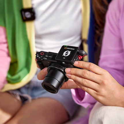 Rode Wireless Me Ultra-Compact Wireless Microphone System with Built-in Microphones, Gain Assist Technology and 100 M Range for Filmmaking, Interviews and Content Creation