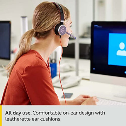 Jabra Evolve 40 MS Stereo Wired Headset with Noise Cancelling Microphone, USB-C Connectivity, Built-in Busylight & Inline Call Control, Microsoft Teams Certified Office Headset - Unboxify