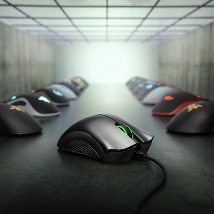 Razer DeathAdder Essential White Edition - 6400 DPI Ergonomic Wired Gaming Mouse - RZ01-03850200-R3M1